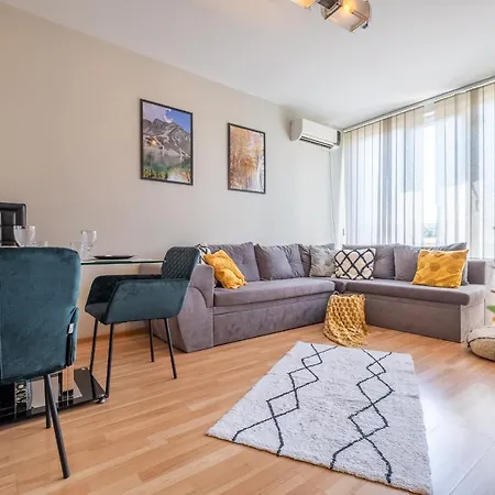 Apartment Deja Vu, Cozy & Quiet 1 Bdr Fast Wi-fi