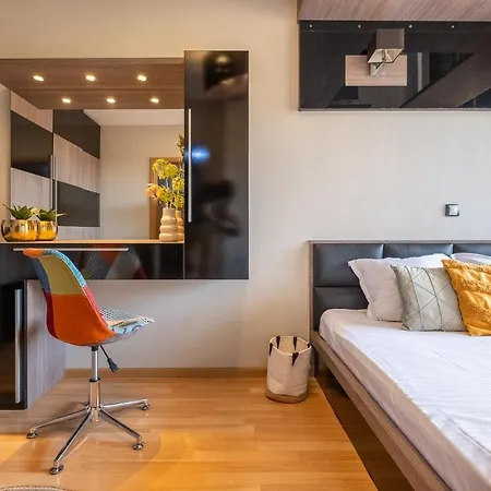 Deja Vu, Cozy & Quiet 1 Bdr Fast Wi-fi